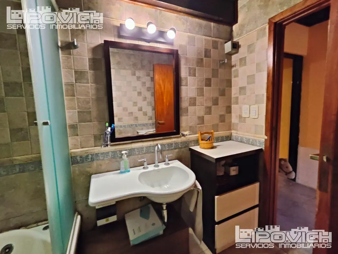 PH EN VENTA. 5 AMBIENTES EN DUPLEX. RECICLADO. QUINCHO CON PARRILLA. SIN EXPENSAS. VILLA CRESPO 8