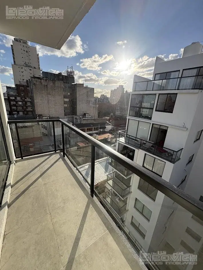 VENTA DEPARTAMENTO A ESTRENAR. MONOAMBIENTE MUY LUMINOSO. AMENITIES. PILETA. ALSINA 2100. CONGRESO 5