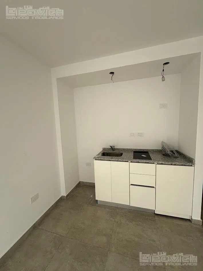 VENTA DEPARTAMENTO A ESTRENAR. MONOAMBIENTE MUY LUMINOSO. AMENITIES. PILETA. ALSINA 2100. CONGRESO 3