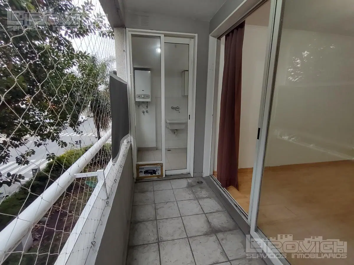 Alquiler, 2 ambientes, lavadero, amenities. Frente con balcón. Seguridad. Boyaca 1800. Paternal. 4