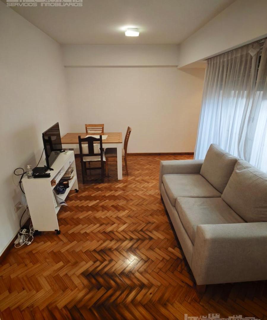 Foto de Alquiler 2 ambientes, apto profesional. Amoblado. Balcón frances, imagen 5