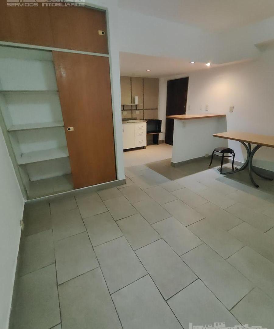 Foto de Venta Monoambiente. PB. C/Patio. Conexion a lavarropas. Juan B Justo al, imagen 5