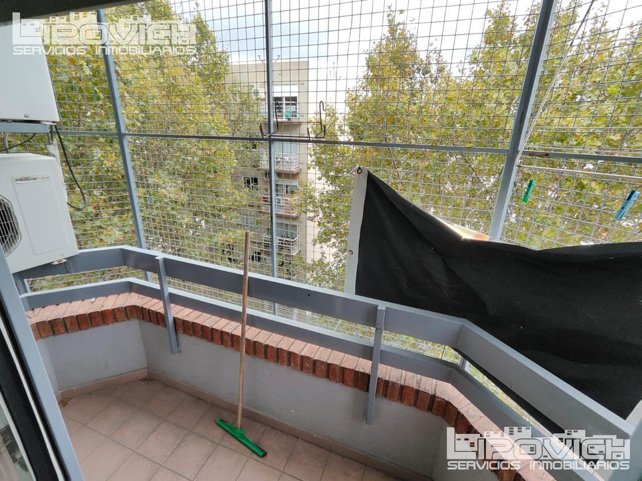 Foto de 3 Ambientes en venta, luminoso, lavadero, cochera, Monte Castro, imagen 5