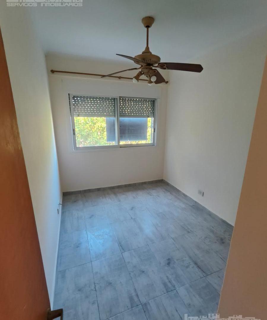 Foto de 3 Ambientes en venta, luminoso, lavadero, cochera, Monte Castro, imagen 2