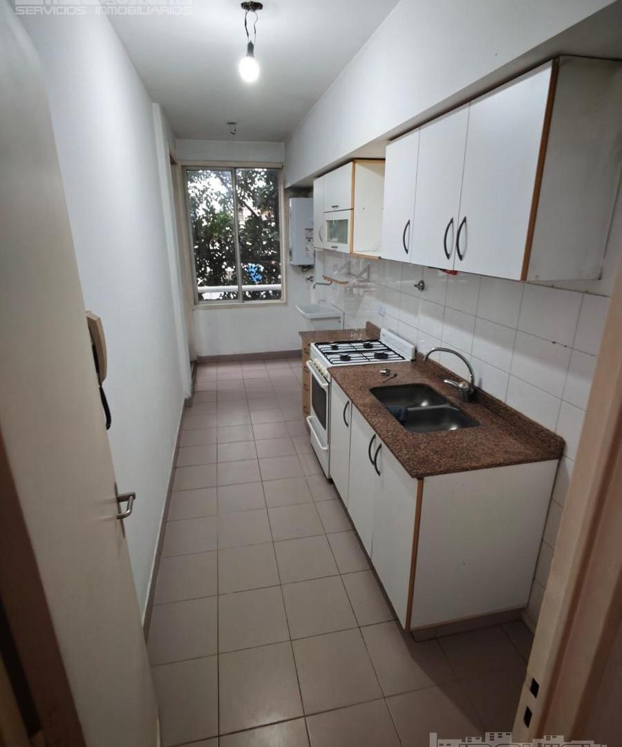 Foto de Alquiler 2 ambientes, balcón, lavadero, amenities. Pileta. Seguridad, imagen 4