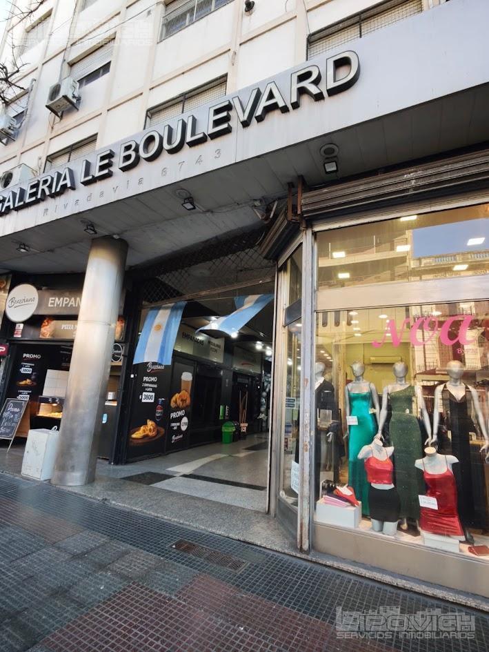 Foto de Alquiler local, galeria Le Boulevard, transito peatonal. Sotano. Plaza, imagen 1
