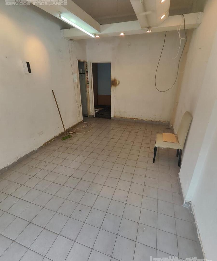 Foto de Venta de local a la calle. Apto varios rubros. Cerca de Juan B. Justo, imagen 4