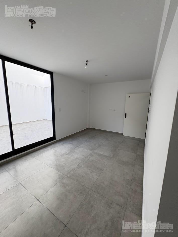Foto de VENTA DEPTO A ESTRENAR. MONOAMBIENTE MUY LUMINOSO. PATIO. AMENITIES, imagen 3