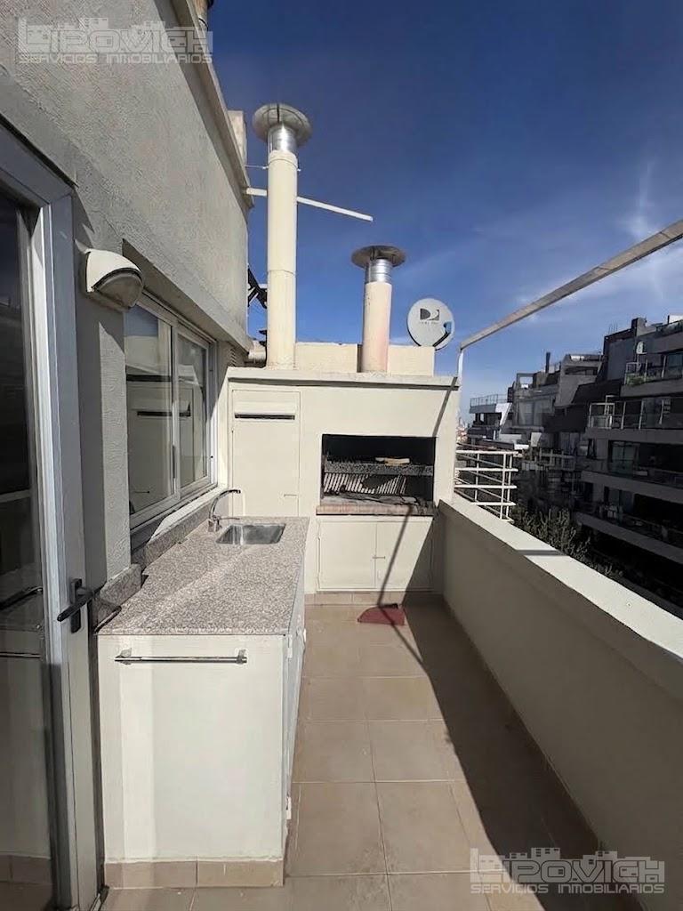 Foto de Alquiler duplex, Balcon terraza, parrilla, Luminoso, pileta, cochera, imagen 5