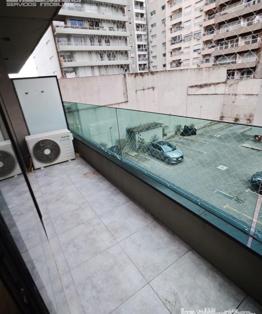 Foto de Alquiler monoambiente. Luminoso, balcón. Amenities. Pileta. Seguridad, imagen 4