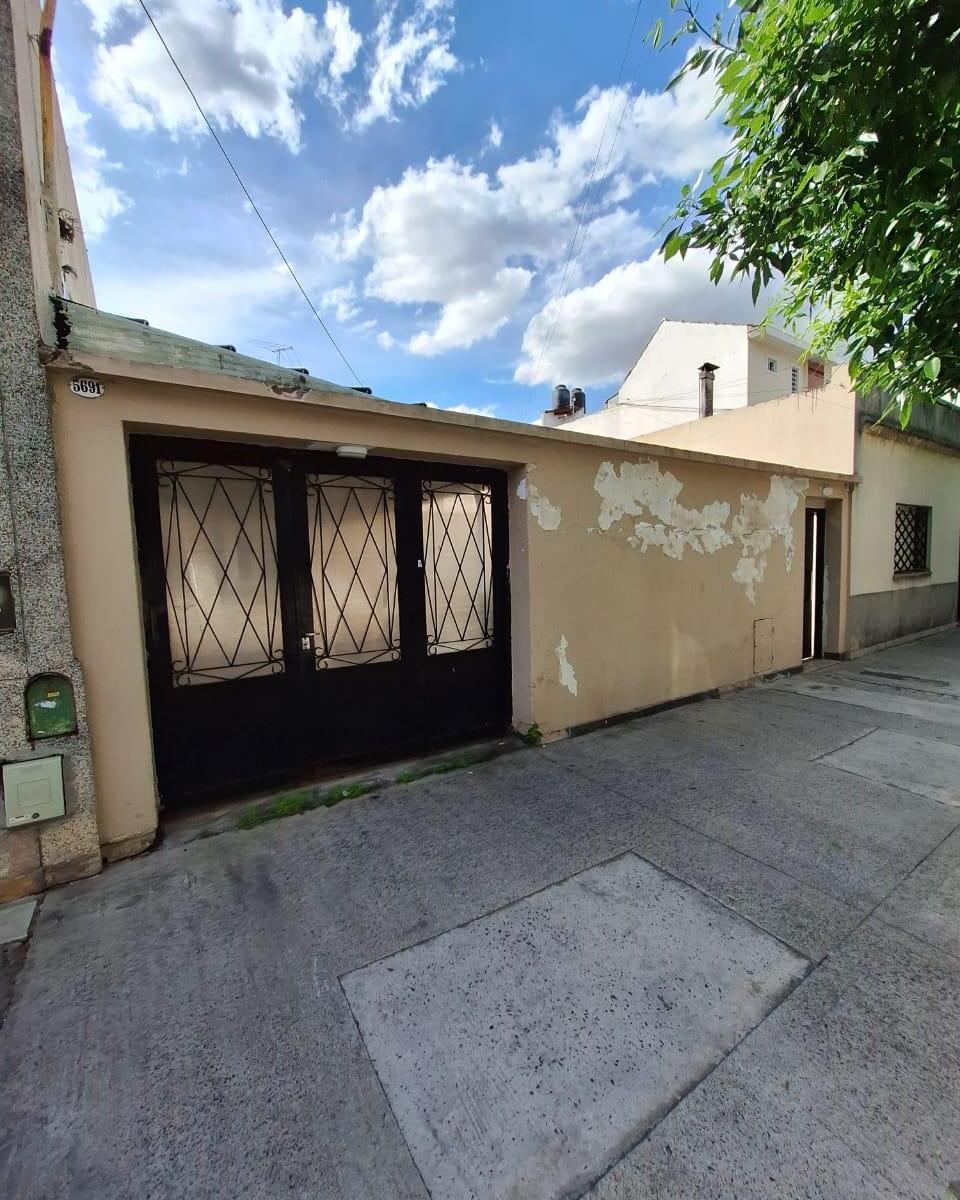 Miranda 5600 Caba. Casa 4 Amb. Lote Prop.8.66 X 21 Gran Patio C/cochera Parrilla 4