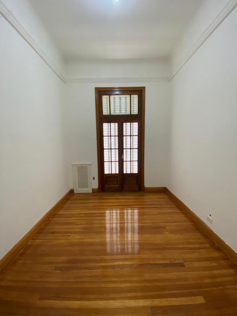 Foto de RECOLETA PARAGUAY 1300 EXCEL.SEMIPISO DE 5 AMB.UBICACION, imagen 4