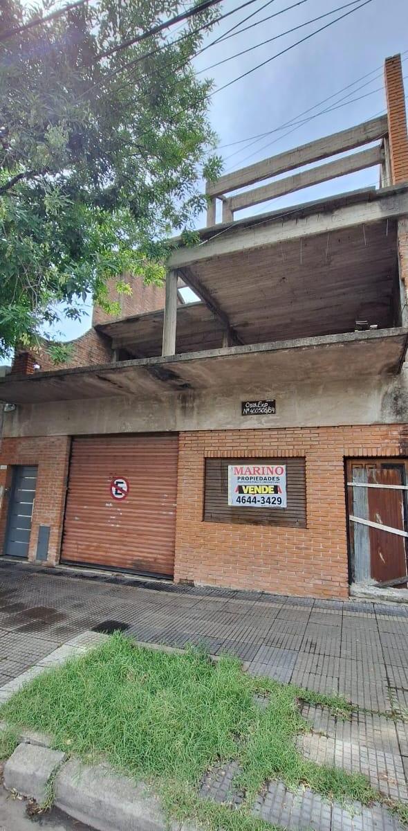 V. Lugano. Av Riestra Al 5300 Zonif. Usaa. Apto Para Construir Seis Pisos.8.66x36 4