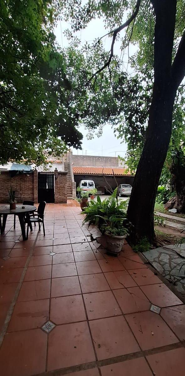 Ciudadela. Barragan 700 a 2 Cdras de Caba Magnífica Casona Lote de 17.31 X 43 2