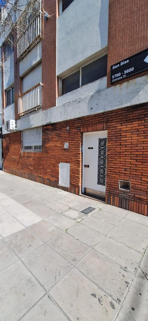 Foto de Departamento de tres ambientes en Versalles, imagen 5