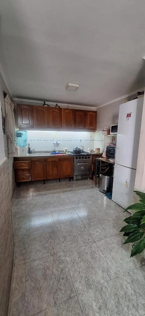 Foto de Casa de 3 Ambientes en Planta Baja con Garage en Villa Real, imagen 3