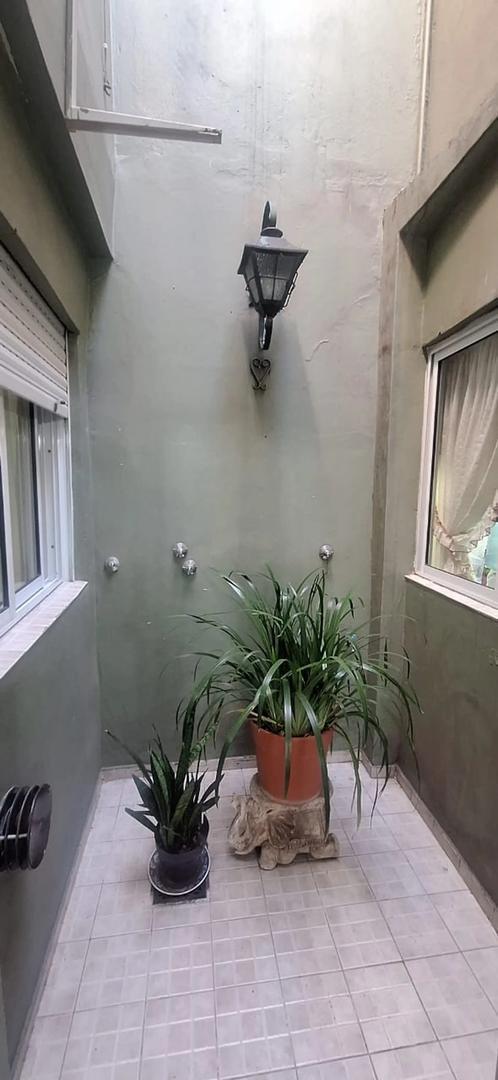 Foto de Casa de 3 Ambientes en Planta Baja con Garage en Villa Real, imagen 2