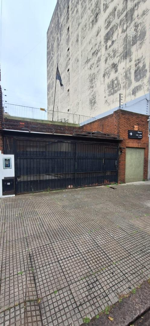 Foto de Casa de 4 Ambientes en Planta Baja con Cochera y Terrazas, imagen 2