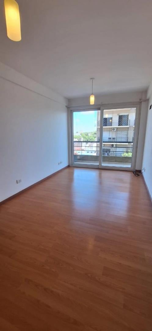 Foto de Departamento de 2 Ambientes con Balcón Corrido, imagen 1