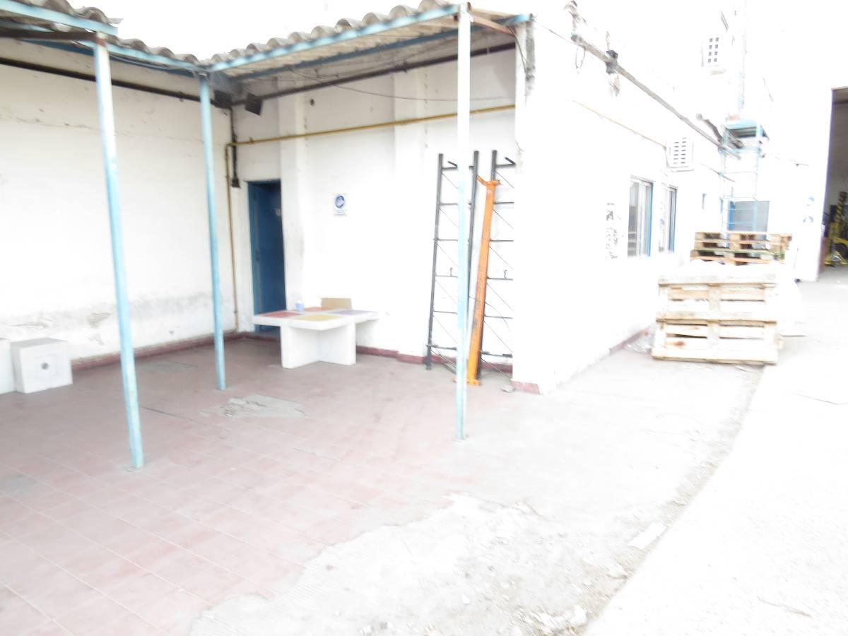 Venta Galpónes en Block en Avellaneda 1