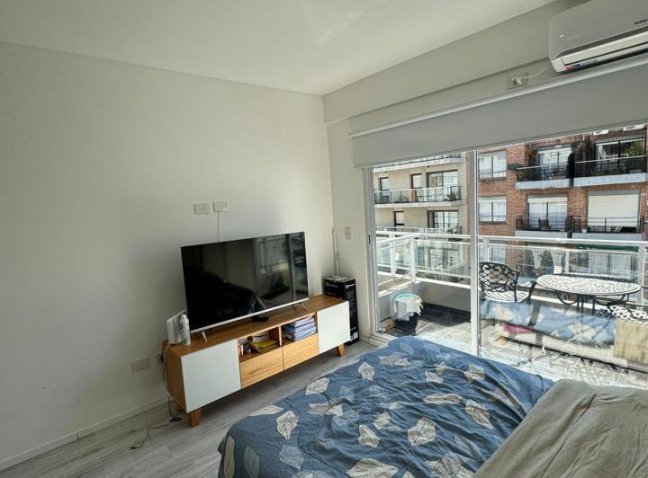 MONOAMBIENTE EN ALQUILER EN VILLA URQUIZA 4