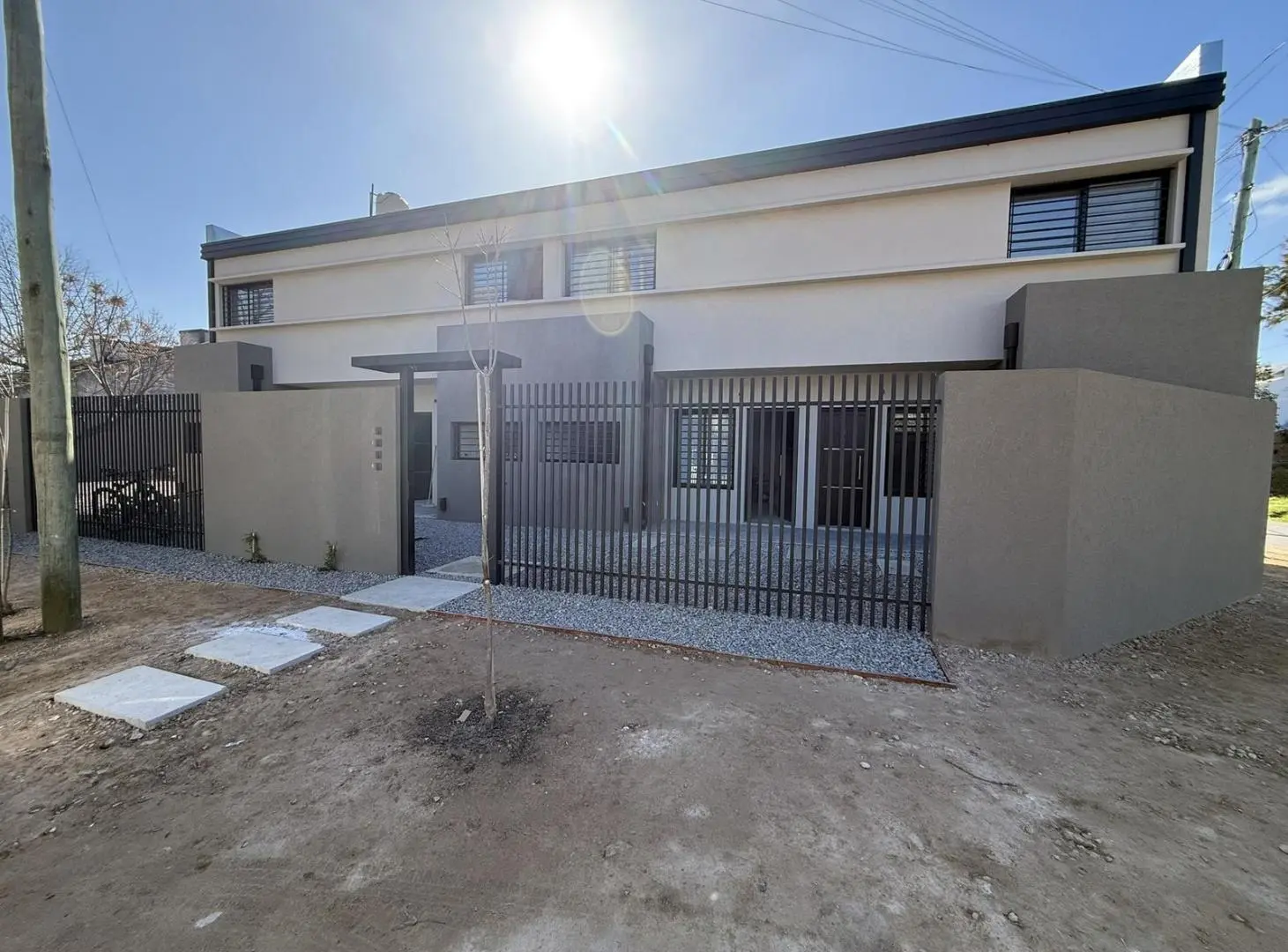 DEPTO | 2 AMBIENTES | DÚPLEX | COCHERA | AIRE ACONDICIONADO | CHAMPAGNAT 1
