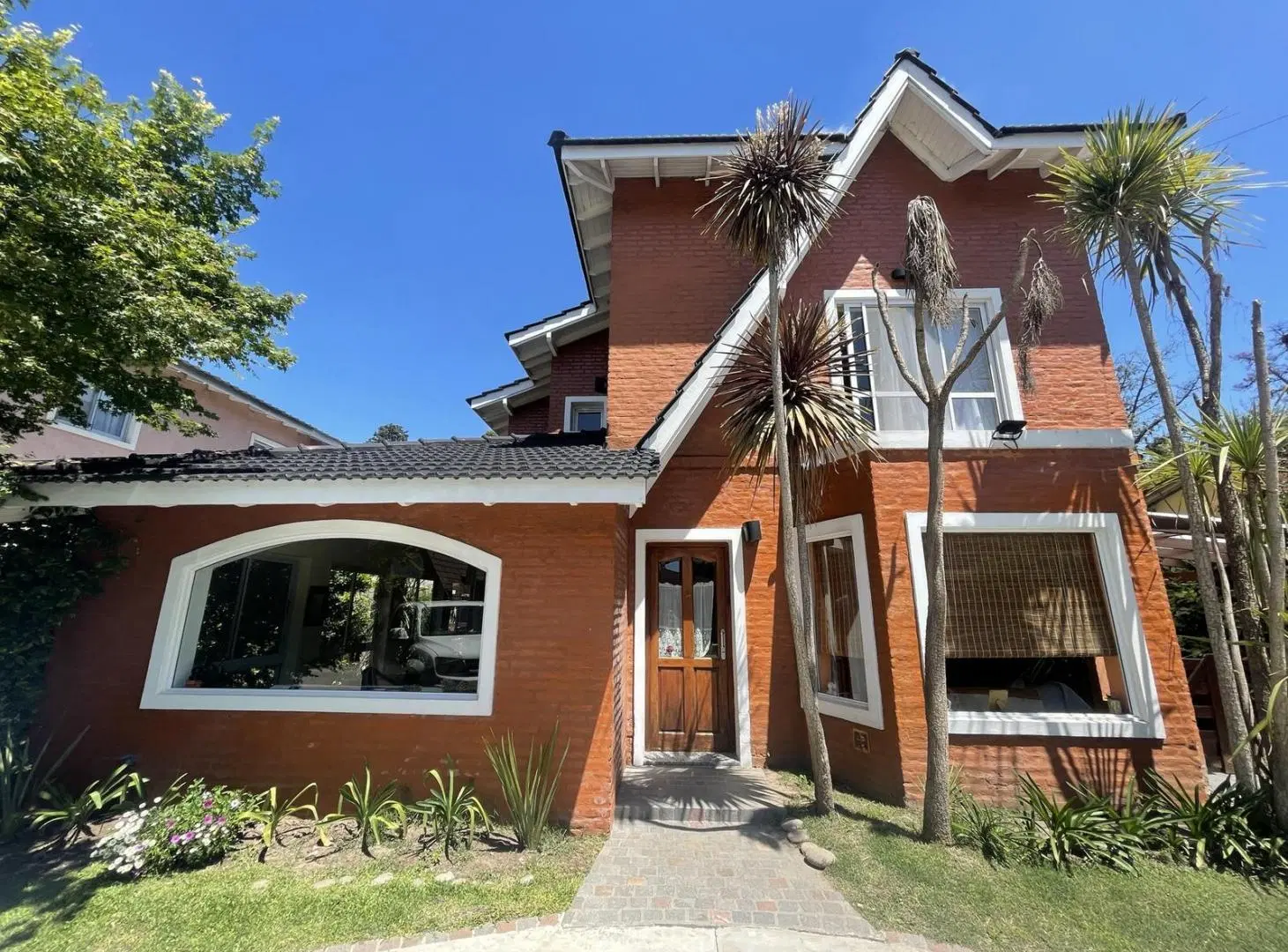 CASA | 6 AMBIENTES | PISCINA | QUINCHO | COCHERA DOBLE | LA CASCADA PILAR 3