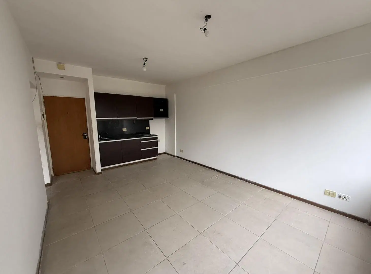 DEPTO | 2 AMBIENTES | COCHERA | APTO PROFESIONAL | PILAR | CHAMPAGNAT 4