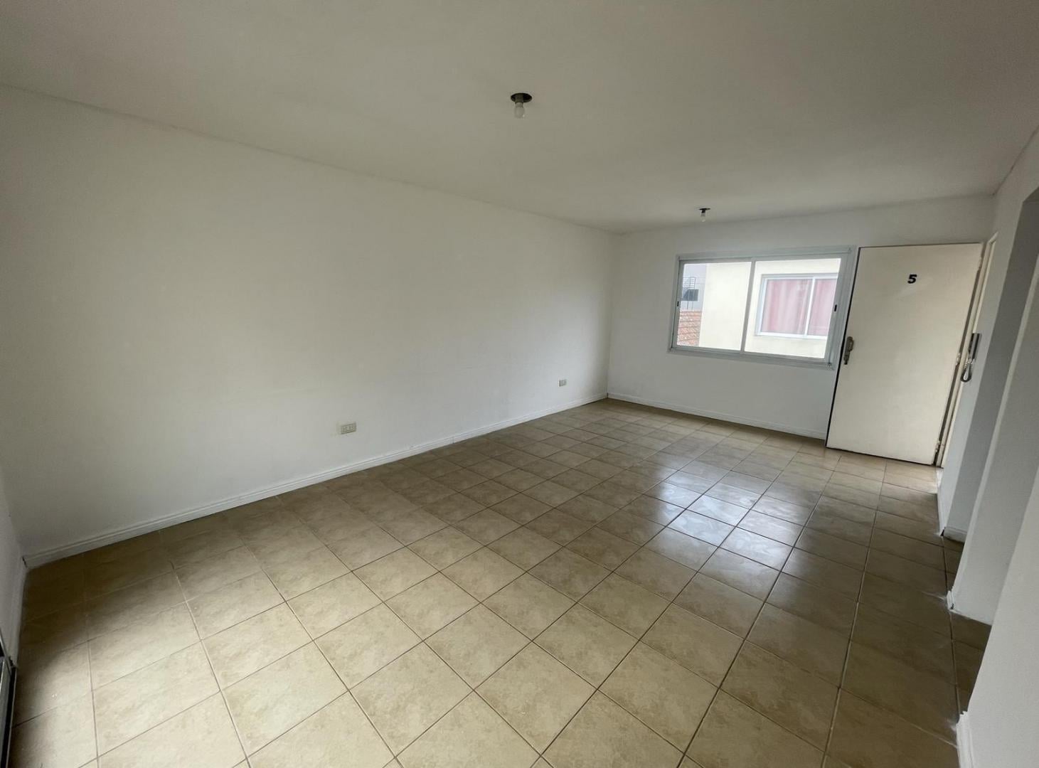 Foto de DEPTO | 3 AMBIENTES | TERRAZA | BALCÓN | FUNCIONAL | VILLA MORRA PILAR, imagen 4