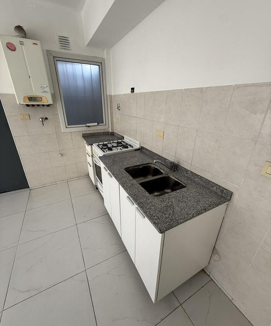Foto de DEPTO | 2 AMBIENTES | COCHERA | PISCINA | LAUNDRY | VILLA MORRA PILAR, imagen 4