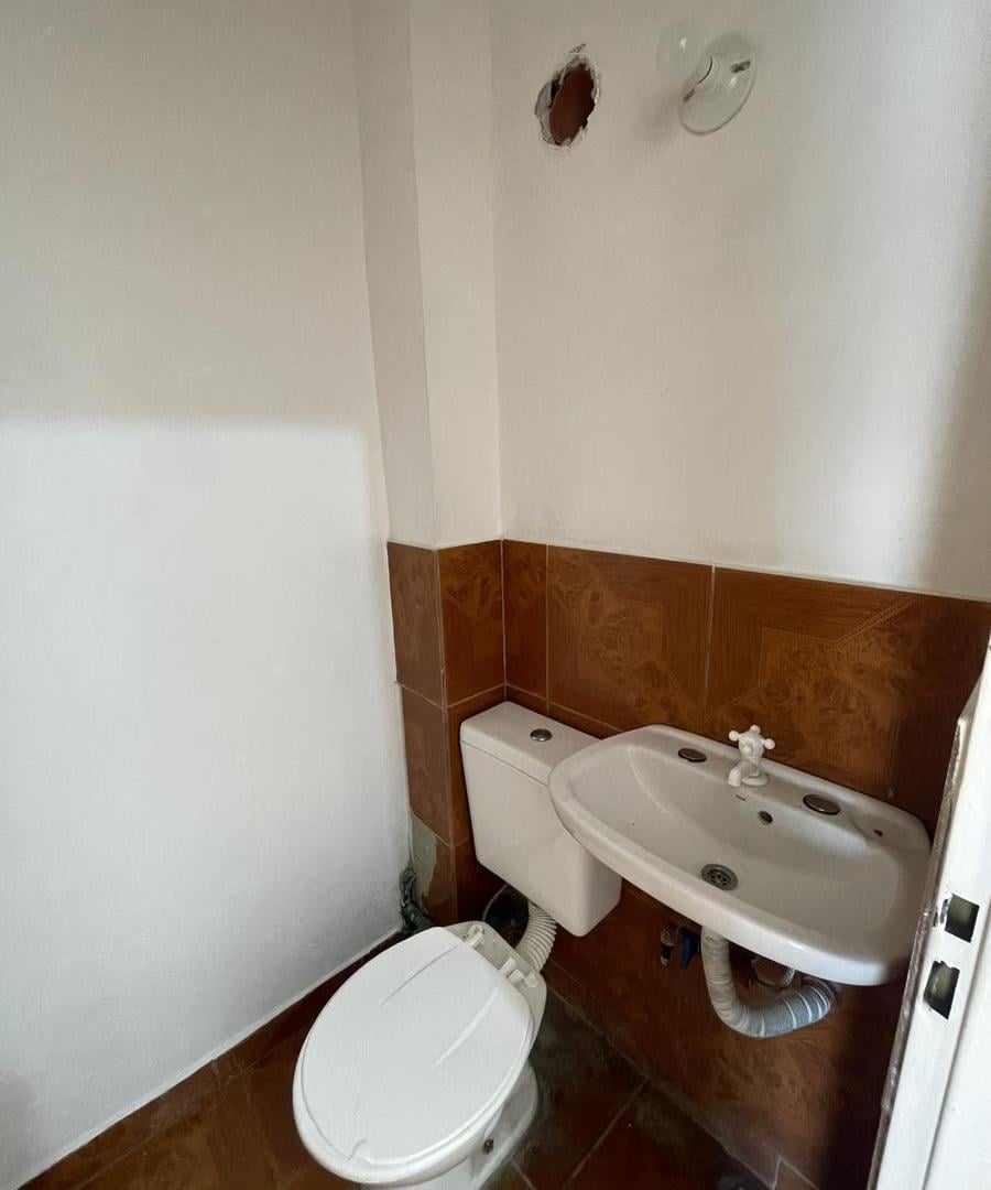 Foto de LOCAL | 38 M² | VIDRIERA | A LA CALLE | ZONA COMERCIAL | PILAR CENTRO, imagen 4