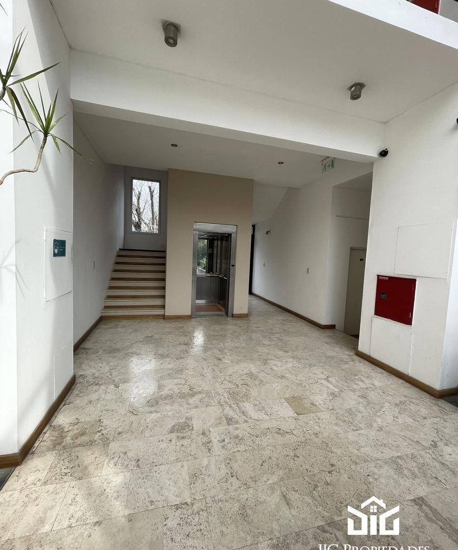 Foto de DEPTO | 2 AMBIENTES | COCHERA | APTO PROFESIONAL | PILAR | CHAMPAGNAT, imagen 1