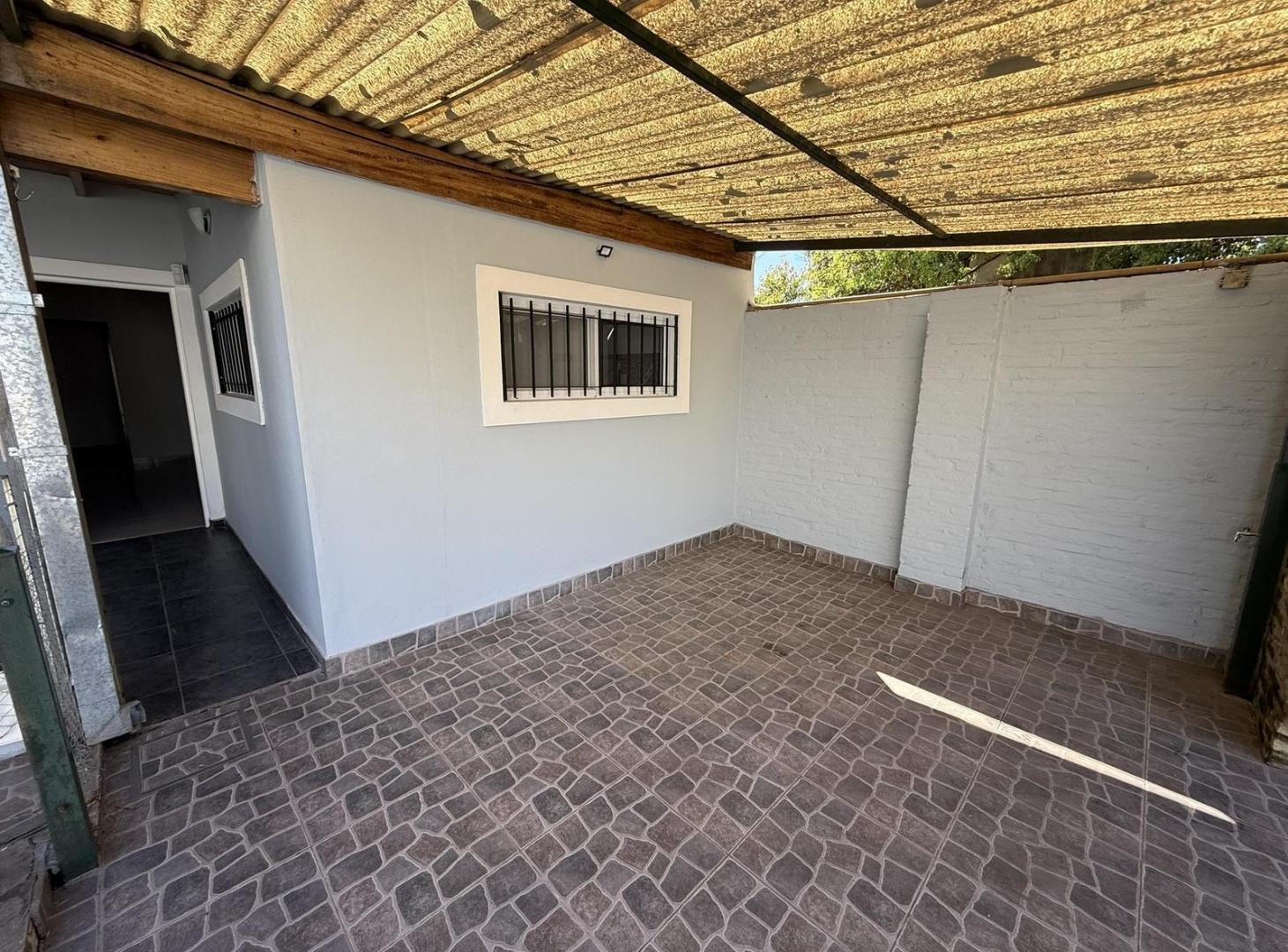 Foto de CASA | 4 AMBIENTES | PISCINA | PARRILLA | COCHERA TRIPLE | PILAR CENTRO, imagen 3