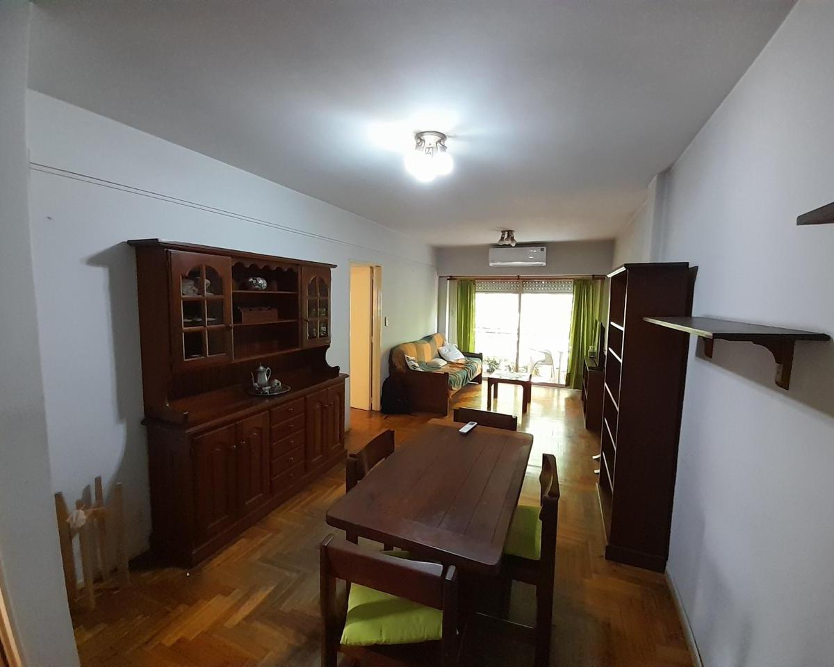 Dpto 4 amb en el Centro de Ciudadela a Venta