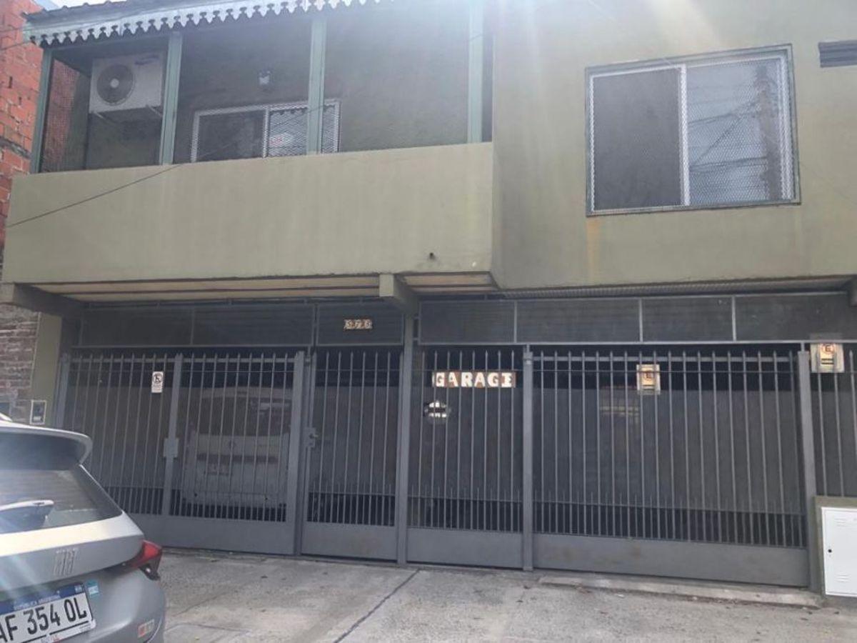 Casa Ideal 2 familias, Ciudadela