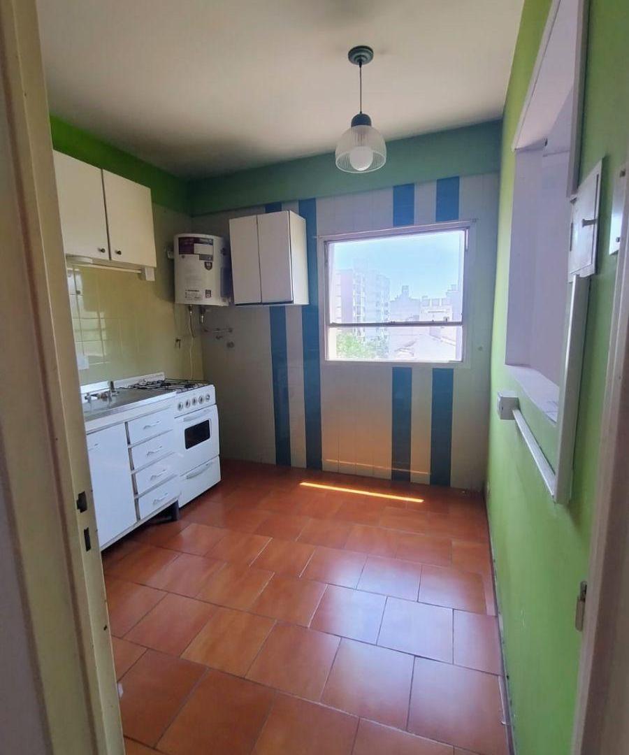 Depto. al frentre con balcón en venta en Ciudadela