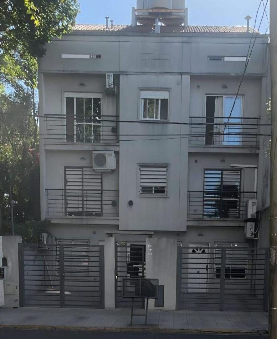 Alquiler Monoambiente con terraza propia, Ramos Mejia