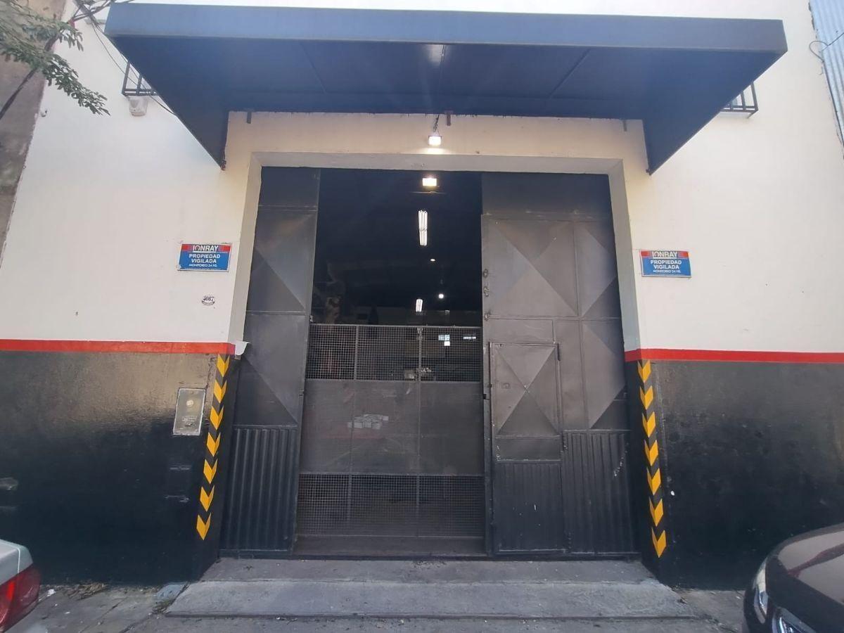 Foto de Bodega-Galpón con 230 m2 en venta en Ciudadela, imagen 1