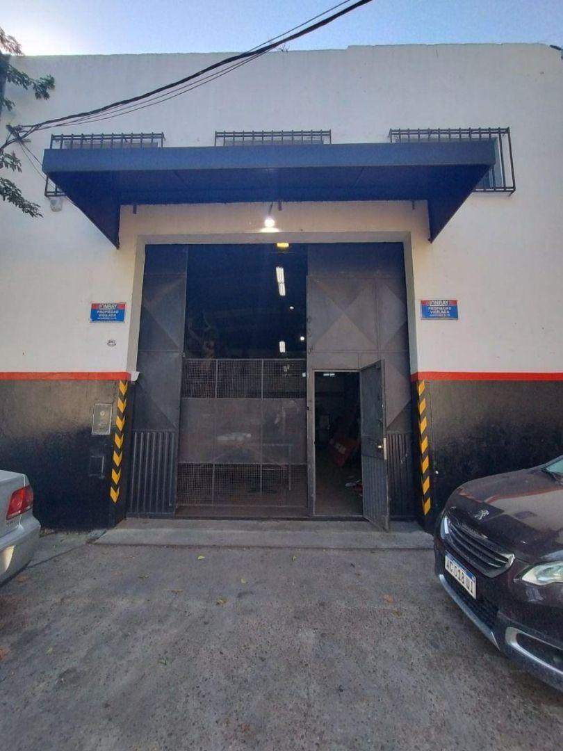 Foto de Bodega-Galpón con 230 m2 en venta en Ciudadela, imagen 3