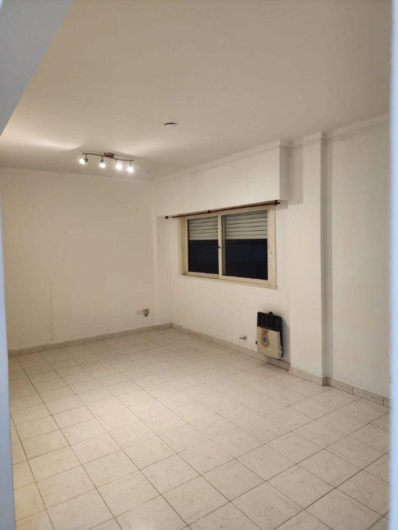 Foto de VENTA DEPTO. 2 AMB APTO CREDITO, imagen 5