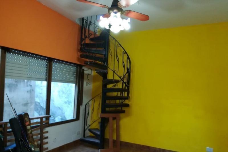 Foto de Casa PH en Venta en Ciudadela, imagen 1