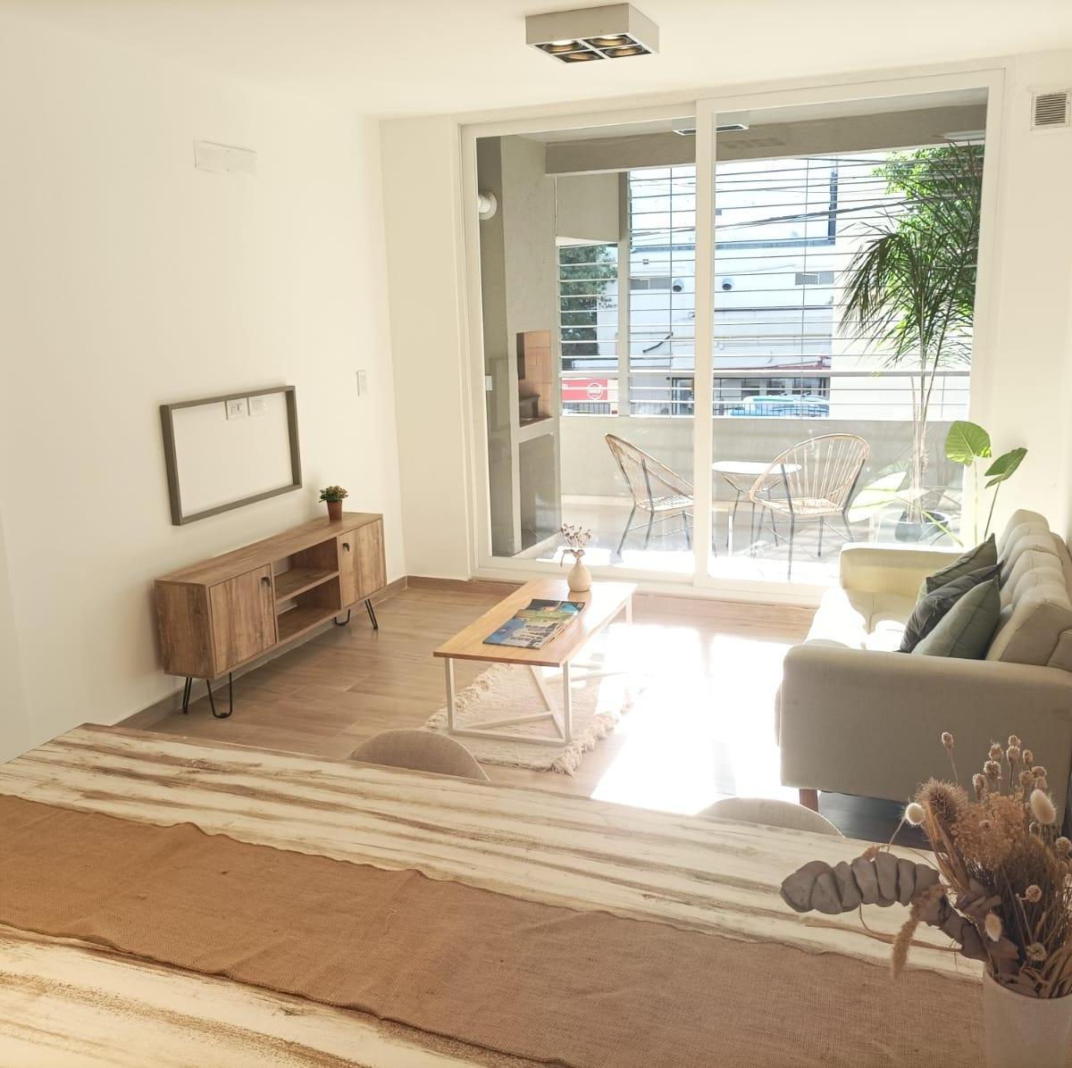4 Ambientes con Patio y Parrilla 1