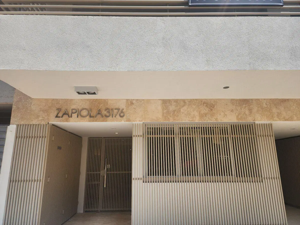 DEPARTAMENTO DE 2 AMBIENTES A ESTRENAR CON COCHERA Y BAULERA 2