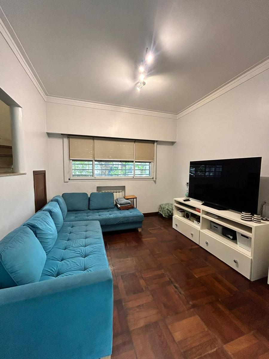 Foto de Duplex en venta 4 ambientes! c/ cochera/patio en Olivos, imagen 4