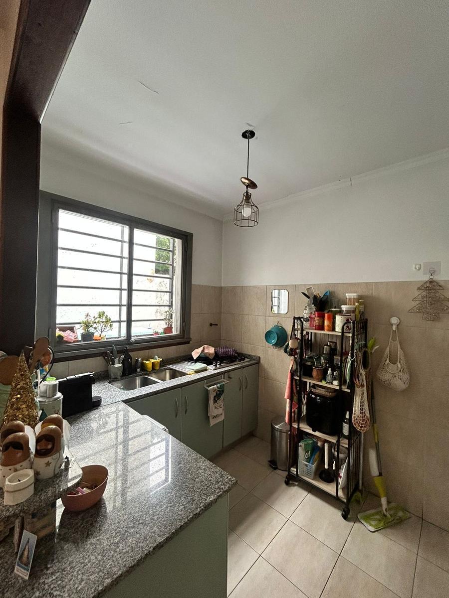 Duplex en venta 4 ambientes! c/ cochera/patio en Olivos