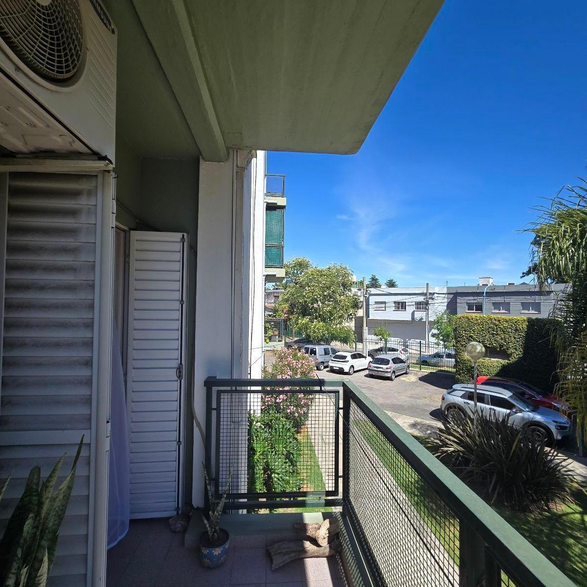 Depto de 2 amb en c/ doble balcón. Opc Cochera. Villa Adelina.