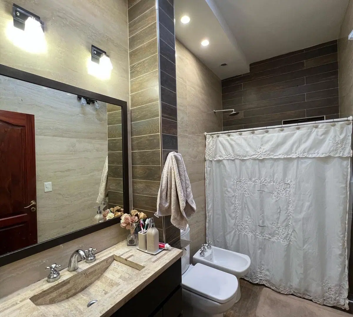Chalet 10x30 reciclado a nuevo! 4 amb/ Jardin 4