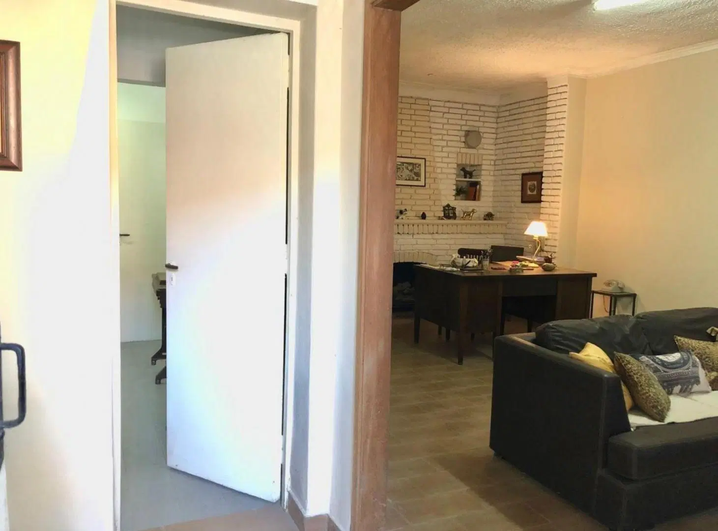Casa en venta 3 amb! c/ patio. Garage/ oficina. 3