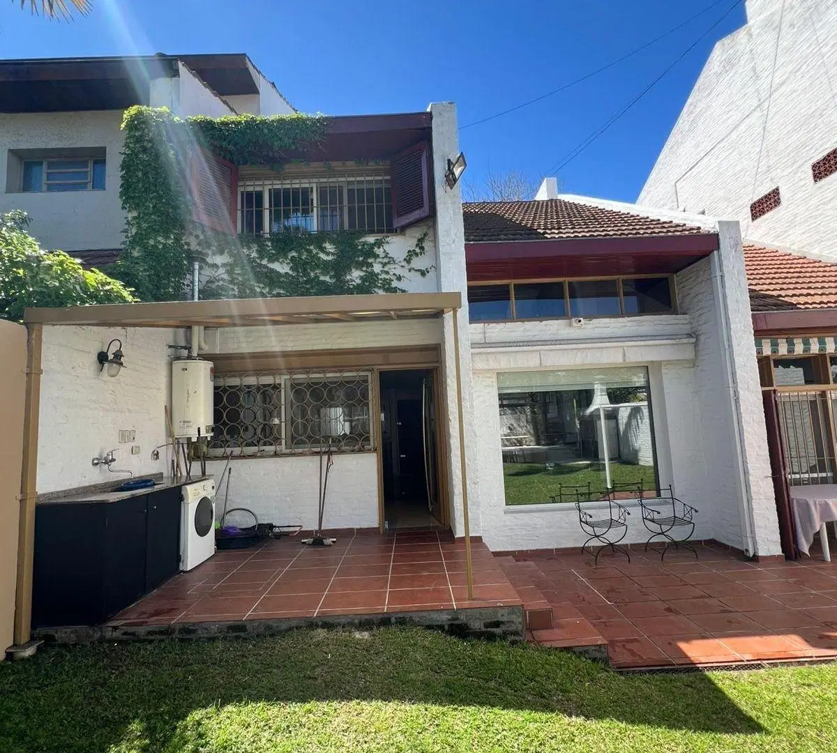 Casa en alquiler 4 amb! Con Jardin y pileta. 2
