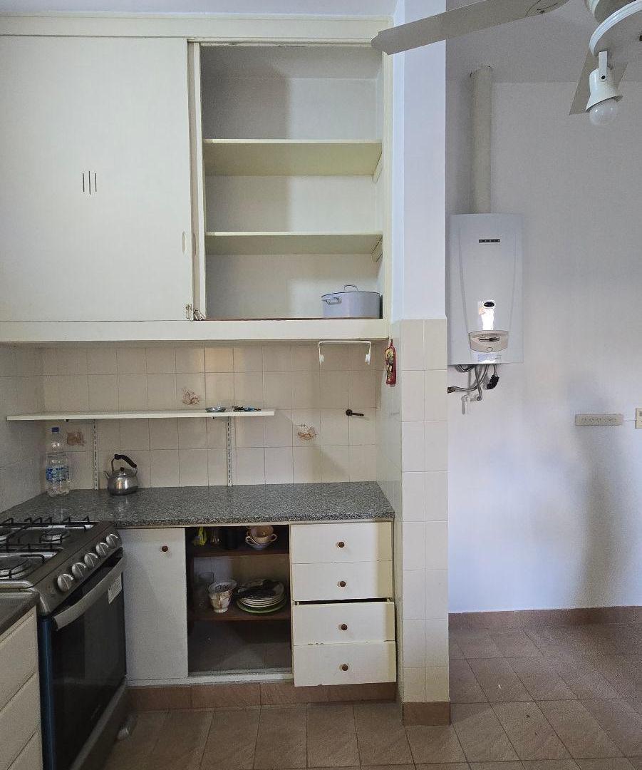 Foto de Chalet 3 amb c/ jardin en Olivos!, imagen 1